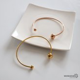 ステンレス 細身 シンプルバングル ボール チラ見せ メタルブレスレット ゴールド 18KGP ピンク こなれ感 お洒落 人気 華奢 重ね付け 玉 球 レディース 女性 金属アレルギー対応