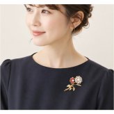 ブローチ セレモニー 通販 パールブローチ 胸飾り アクセサリー 花 フラワー デザイン レディース 大人 フォーマル 入学式 入園式 卒業式 卒園式 結婚式 お祝い 華やか 高級感 きれいめ 上品 エレガント キラキラ おしゃれ かわいい ジュエリー