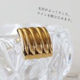 ステンレス スクエアピアス 18KGP 両耳用 2点セット レディース ゴールド ワイド 四角 リブデザイン ボリューム 大ぶり スタッドピアス キャッチ式 存在感 モード 上品 きれいめ 大人 女性 アクセサリー ジュエリー 耳飾り