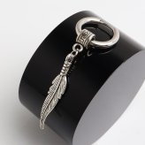 ステンレス フェザーピアス 羽根 ドロップピアス フープピアス シルバー 揺れる 存在感 幾何学 模様 大きめ プチプラ 片耳1点 つけっぱなしok メンズ 男性 金属アレルギー対応 イヤリング