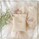 名入れ刺繍 バネポーチ 名入れ無料 合皮 日本製 小物ケース 出産祝い 内祝い ギフト プレゼント お祝い 誕生日祝い 誕生日 PVC レザー おしゃれ シンプル かわいい 大人 高校生 レディース 女子 社会人 大学生 無地