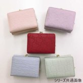 シナモロール 財布 がま口 レディース ミニ財布 二つ折り キャラクター グッズ サンリオ 型押し 合皮 コンパクト 小銭入れ かわいい おしゃれ ギフト プレゼント SR22-2 サンリオ正規ライセンス品