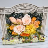 【最後の1点】a la table【ア・ラ・ターブル】自然素材プリザ　お花にこだわった作品　食卓オーナメント付きレジンフレーム　アートアレンジ プリザ　 癒やし　新居　転居　ギフト　お祝い　オフィス　画廊