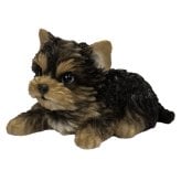 置物 woobia ウービア 犬 ヨーキー ふせするヨークシャーテリア 中 幅14cm 子犬 小型犬 寝そべり リアル 本物そっくり イギリス生まれ 職人手彩色 縁起物 戌年 玄関 インテリア 新築祝い 引っ越し祝い 開店祝い 出産祝い 誕生日 お祝い ギフト プレゼント 犬好き