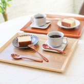 トレー トレイ お盆 おしゃれ 正月 お供え 和 ティー 木製 大型 カフェ パン 北欧 おぼん オーダー アンティーク 漆 木目 小 深型 ホテル 天然木 軽い 浅型 お茶 かわいい 漆塗り ブラウン ランチョン 2寸 尺2寸 高級