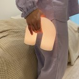 ferm LIVING ファームリビング アーチ型 Vuelta ヴエルタ ポータブル ランプ ポータブルライト持ち運び 間接照明 北欧インテリア LED 人気 ブランド おしゃれ 充電 照明