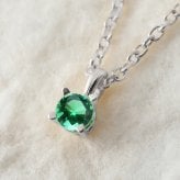 エメラルド ネックレス シルバー925 ネックレス 5月誕生石 一粒 銀 チェーン 長さ選べる 40cm 45cm 50cm ギフトラッピング可能 シンプル 華奢 上品 ミリオンベル 彼女 妻 女性 レディース 誕生日 プレゼント ハロウィン 【品番：CG-SP-29051SV-5】