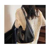 ショルダーバッグ レディース 通販 肩掛けバッグ 斜めがけバッグ レディースバッグ ショルダーバック 肩かけバック 斜めがけバック 通勤 通学 肩掛け 上品 おしゃれ かわいい 斜め掛けバック シンプル オシャレ 可愛い 大人 女性