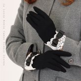 手袋 レディース かわいい おしゃれ 暖かい 冬 防寒 あったか カメオ リボン レース チャーム ブラック エレガント プレゼント【LALUICE ラルイス】