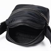 高品質ヨーロッパ輸入モデル トミーヒルフィガー TOMMY HILFIGER ショルダーバッグ NYLON MINI REPORTER メンズ ブラック AM0AM14688 BDS BLACK 送別会 誕生日 結婚祝い 結婚式 彼氏 息子 夫 男性 名刺入れ 高級 父の日 母の日 即日発送