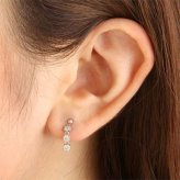 ピアス ダイヤモンド 0.6ct 3ストーン ホワイトゴールド K18 WG 揺れる レディース ジュエリー アクセサリー 誕生日 プレゼント 記念日 贈り物 ギフト