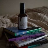 天然精油 チャイの香りルームスプレー アルコールフリー《chai spice》／FUGA