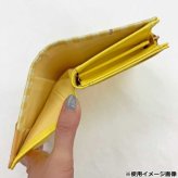 ポムポムプリン 財布 二つ折り 札入れ 30周年記念デザイン レディース キッズ キャラクター グッズ 合皮 サンリオ かわいい プレゼント ギフト サンリオ正規ライセンス品