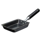 【送料無料・包装無料・のし無料】燕三 IH対応鉄玉子焼9×15cm EM-037(A4)/ギフト お歳暮 入学祝い 卒業祝い 就職祝い 結婚祝い 誕生日 出産祝い 引越祝い 香典返し 新盆 初盆 御礼 内祝い 快気祝い ご挨拶 志 法事