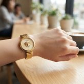 ヴェルサーチェ 腕時計 レディース イエローゴールド 34mm VERSACE PALAZZO パラッツォ 立体メデューサ スイス製 レディース腕時計 高級 ブランド おしゃれ かわいい プレゼント ギフト 成人 卒業 入学