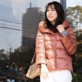 ダウンジャケット レディース ダウン90% 簡易 フード付き 軽量 きれいめ ショート 防寒 暖かい 冬 アウター ブルゾン コート ダウンコート ライトダウン 大人 30代 40代 50代 ミセス ギフト プレゼント 5F (08000187r)