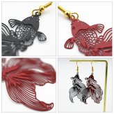 金魚 ピアス 小 黒  赤 フックピアス 金属アレルギー対応 ステンレス 琉金 風水 夏 祭 浴衣 着物 モチーフ かわいい おしゃれ ユニーク アクセサリー 個性 片耳 1個