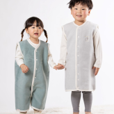 【毛布屋の綿毛布　スリーパー】日本製 スリーパー ２way ベスト ロンパース 綿100％ 着る毛布 毛布 綿毛布スリーパー ベビー シンプル ベビー綿 国産 赤ちゃんスリーパー 毛布 新生児 ベビー キッズ かわいい 人気 足つき 秋 冬 おすすめ ベビー毛布　赤ちゃんの夢 新生児