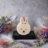 国産ヒノキのウサギのカスタネット｜選べるゴム色5色｜木製楽器・子どもへの贈り物｜群馬交響楽団様使用