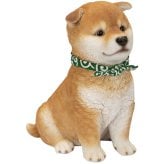 置物 woobia ウービア 豆柴 柴犬 お座り豆柴犬 中 唐草スカーフ 高さ19.5cm リアル 本物そっくり イギリス生まれ 職人手彩色 縁起物 戌年 玄関 インテリア 新築祝い 引っ越し祝い 開店祝い 出産祝い 誕生日 お祝い ギフト プレゼント 犬好き