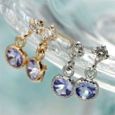 ピアス タンザナイト K18WG 18金 ホワイトゴールド 天然石 12月 誕生石 レディース ギフト アクセサリー 宝石 ジュエリー 揺れる 華奢 上品 シンプル プレゼント