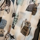 薄手ストール 猫 ストール キャット コットン ガーゼストール ガーゼマフラー ガーゼ ネコ 春夏 大判 薄手 冷房対策 おしゃれ かわいい 上着 ひざ掛け コンパクト 軽量 年中 レディース やわらか プレゼント 軽い 約180×88cm 贈り物 ギフト