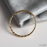 ステンレス スパイラルバングル ゴールド レディース ブレスレット ツイスト ねじり 細身 華奢 上品 おしゃれ 女性用 腕輪 アクセサリー シンプル きれいめ カジュアル 大人 女性 ファッション 手元コーデ 重ね付け 春