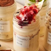 ＼TVで紹介 極上の口溶け／ハロウィン 無添加 ギフト 送料無料 誕生日 おしゃれ 人気 可愛い レアティラミス 全7種類 4個 詰め合わせ ティラミス セット ランキング プレゼント 高級 スイーツ お取り寄せ ケーキ お菓子 洋菓子 瓶 抹茶 チョコ 内祝 御礼 お返し   ※一部地域地方別追加送料有り