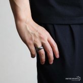 ステンレス 3連リング アンティークリング 英字 メンズリング ゴールド シルバー 指輪 存在感 ヴィンテージ お洒落 かっこいい 大人っぽい プチプラ 男性 金属アレルギー対応