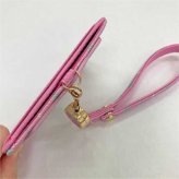 ハローキティ パスケース リール付き ダイカット 定期入れ キャラクター サンリオ グッズ 通勤 通学 ICカードケース 2枚 収納 合皮 かわいい おしゃれ プレゼント ギフト サンリオ正規ライセンス品