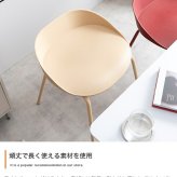 ダイニング家具 ダイニングチェアー ダイニングチェア 椅子 2脚セット 食卓用 スツール 背もたれなし 疲れにくい座面 カラフル カーブ デザイナーズ家具 カフェチェア イス かわいい かっこいい アイアン キッチン リビング