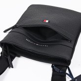 高品質ヨーロッパ輸入モデル トミーヒルフィガー TOMMY HILFIGER ショルダーバッグ メンズ ESSENTIAL PU CROSSOVER ブラック AM0AM09506 BDS BLACK 送別会 誕生日 結婚祝い 結婚式 彼氏 息子 夫 男性 名刺入れ 高級 父の日 母の日 即日発送