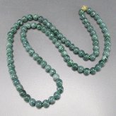 ひすい綺麗な濃い緑色天然翡翠約7mm弱玉天然石ネックレス全長約58cmかぶり式