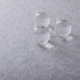 ラグ カーペット 除湿シート 用除湿シート 下シート 湿気取り 防カビ 防臭 消臭 結露対策 カビ対策 吸湿センサー付き 洗える 繰り返し使える 滑り止め フリーカット ホット 対応 床暖房対応 絨毯 敷物 梅雨対策 夏 冬 湿気対策 快適 日本製 新生活