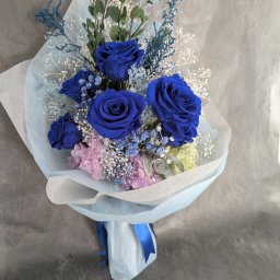 プリザーブドフラワー/青い薔薇と小花の花束