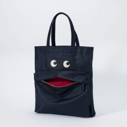 アニヤ ハインドマーチ ANYA HINDMARCH 5050925 152938 トートバッグ Tote Eyes in Recycled Nylon レディース バッグ トート アイズ ナイロン 手提げバッグ 鞄 プレゼント お祝い 記念 お出かけ ギフト 誕生日 エコバッグ ブラック