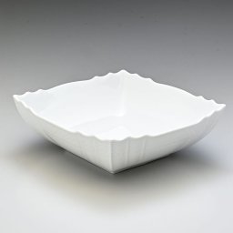 リチャードジノリ ジノリ1735 Richard Ginori ベッキオホワイト スクエアボウル 20cm ボウル 深皿 洋食器 白い食器 002RG00FCP220 20XB00 洋食器 送別会 誕生日 お中元 還暦祝い 結婚祝い 結婚式 高級 父の日 母の日 ホワイトデー
