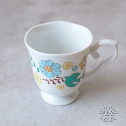 ハレクタニ 花と鳥マグ 青 九谷焼  誕生日プレゼント おしゃれ かわいい 可愛い お祝いお 餞別 内祝【伝統工芸・陶器の和遊感】