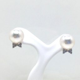 真珠 ピアス パール アコヤ真珠 スタッド 9.0mm ホワイトピンク Pt900 ダイヤモンド 0.12ct 73932 イソワパール