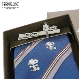 PEANUTS／ネクタイ＆タイピン  (ストライプ柄×スヌーピータイバー・プレシオサ BOX付)  ネイビー 素材:絹100%<br>原産国:中国<br>プレゼント ギフト<br>スヌーピー<br>【ブランドネクタイ、ネクタイブランド】敬老の日　キャラクター　フレッシャーズ　送料無料 PN916762紺TB003