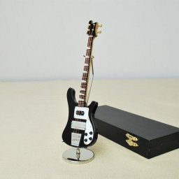 ミニチュア楽器！ベースギター♪お取り寄せ商品です♪♪【楽器-音楽雑貨】