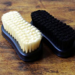 【送料無料】【コロンブス公式】BootBlack×江戸屋 コラボ豚毛ブラシ 靴磨き 靴ケア用品 ポリッシングブラシ 豚毛 仕上げ用 ギフト プレゼント 贈り物 就職祝い 新入生 新社会人 忘年会 退職祝い  梅雨 くつ 革靴ブラシ 贈答品 高額品 COLUMBUS 