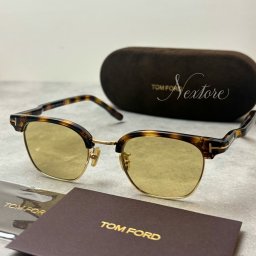 【並行輸入品】【正規品・新品】TOMFORD トムフォード TF1119D FT1119D 52A イタリア製 サングラス メガネ 眼鏡 メンズ レディース TOM FORD トム フォード サーモントシェイプ 伊達メガネ ビジネス 普段使い おしゃれ プレゼント ギフト クリスマス 送料無料