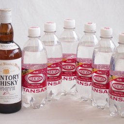 家飲みを、バーカウンターへ ハイボールウイスキー7本セット(ウィルキンソン炭酸 サントリー ウイスキー ホワイト40度) 500ml×6本 640ml×1本