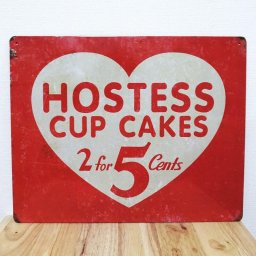 ブリキ看板 Hostess Cup Cakes かわいい ガレージ プレート アンティーク 可愛い 壁飾り ハート 正規ライセンス品 アメリカン 雑貨 カップケーキ レトロ インテリア おしゃれ  メタルサイン カフェ 店舗