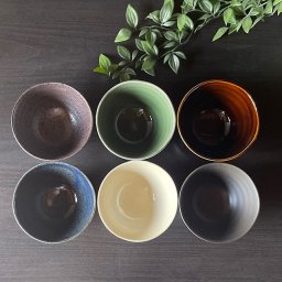 茶碗　うす彫りろくべ茶碗　大・中・小　おうちカフェ　カラフル　シック