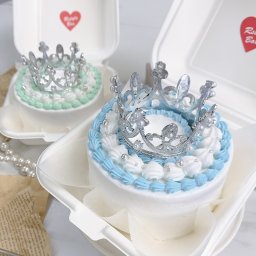 【ランチボックス】ティアラ付きケーキ【メッセージ】【記念日に】