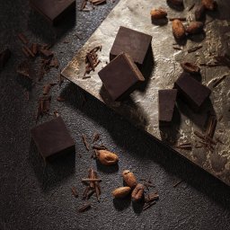 濃密な静寂。チョコレートを愛でる、贅沢なひとときを。石畳のショコラテリーヌ＆カフェ 洋菓子 ID-10A 記念品 引出物 粗品 ブライダル 結婚式 プレゼント 母の日 父の日 クリスマス バレンタインデー