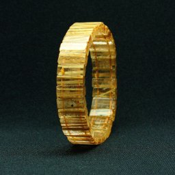 【高級ルチル】 天然石ブレスレット 貴重な一点 虹入り透明感抜群のプレートが揃ったルチルバングル約14～15mm 一点物 ・38g金運 金針水晶のお守り ご褒美 魔除 厄除 京海堂 還暦祝い 長寿祝い パワーストーン GHB39