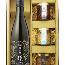 ★ 送料無料 ★ 作 ( ざく ) 純米吟醸 神の穂 750ml  ＋ 鮎のおつまみ3種セット【 日本酒・おつまみセット 】【 6469 】【 ハロウィン 贈り物 ギフト プレゼント 誕生日 結婚のお祝い 】